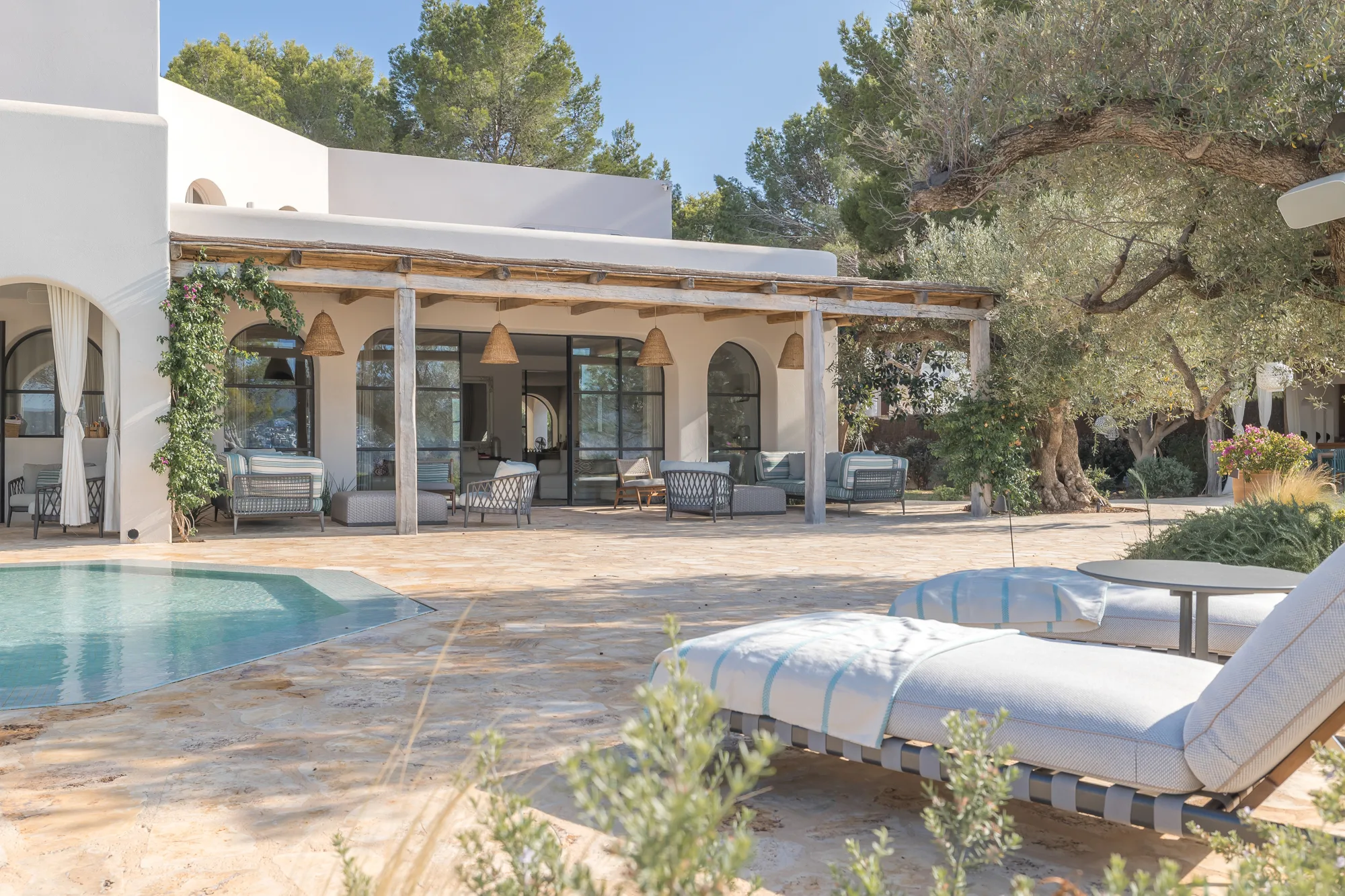 Villa Sea Bliss — luxury villa in Porroig — photo 5