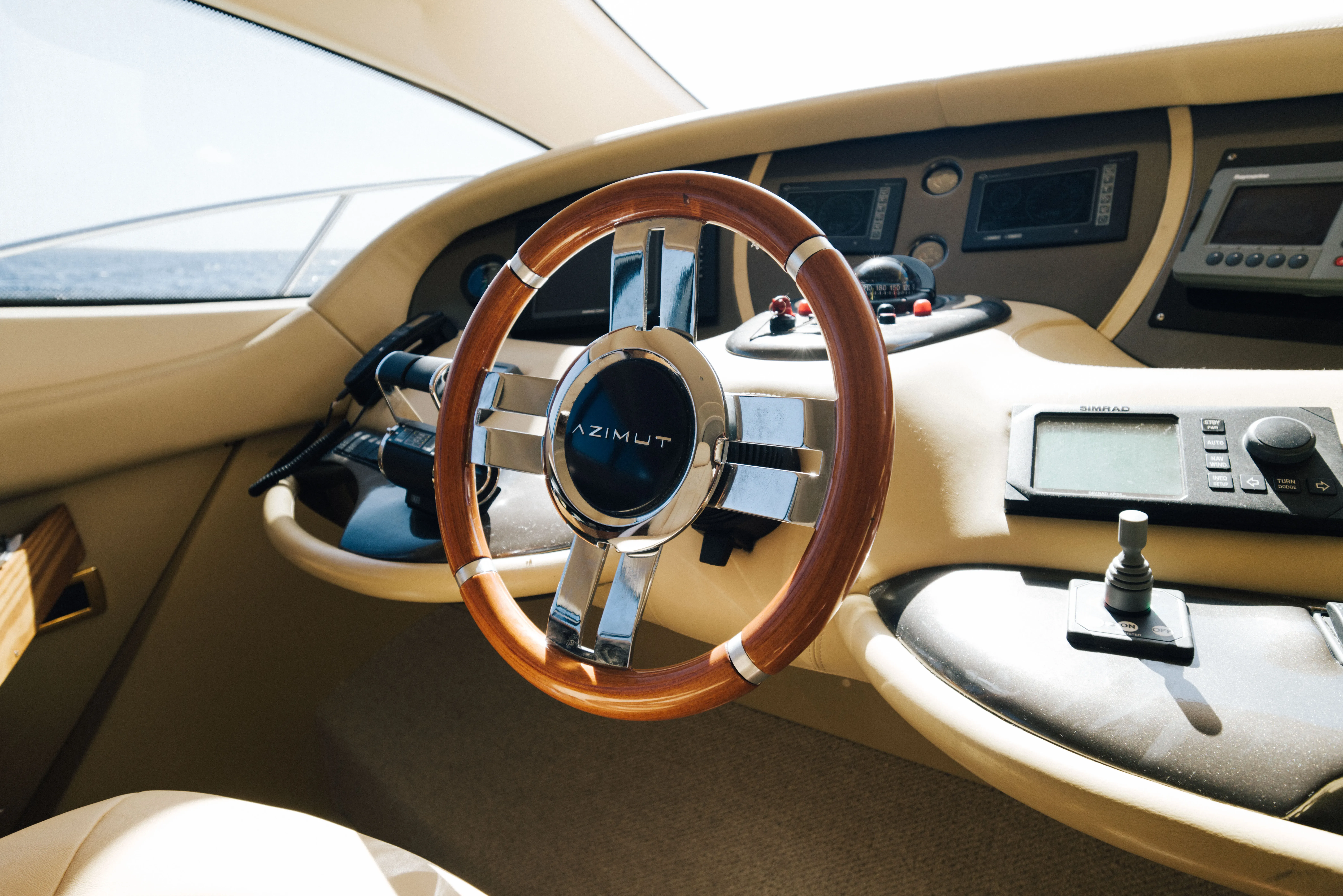 68 AZIMUT 68E "Foundation" — image 10