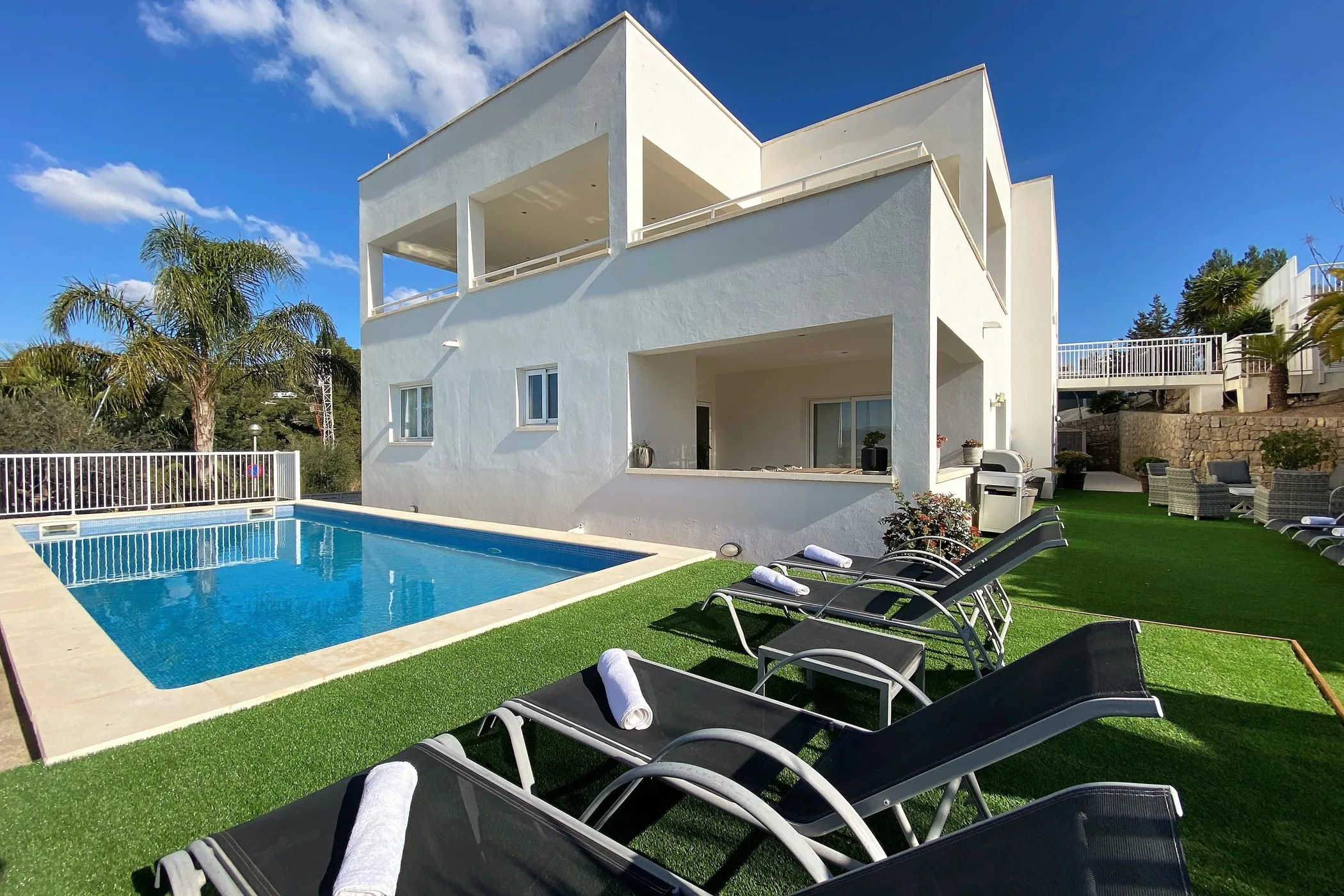 Villa Samy — cap-martinet