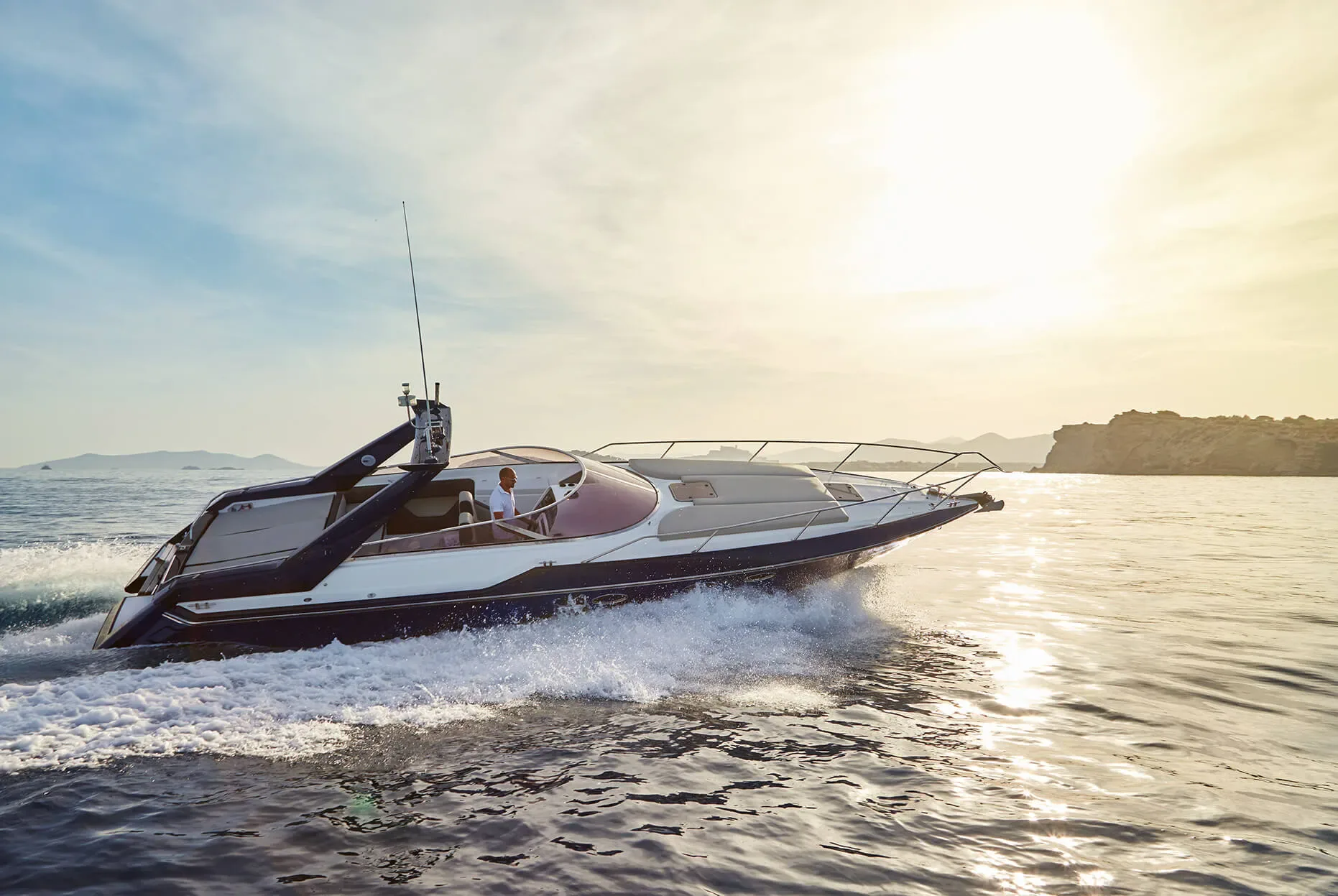 37 SUNSEEKER TOMAHAWK "My Way" — Ibiza