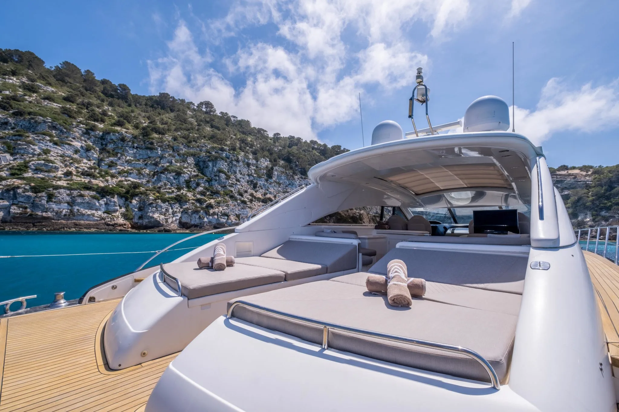 V65 Princess "Freedom" — Marina Santa Eulalia