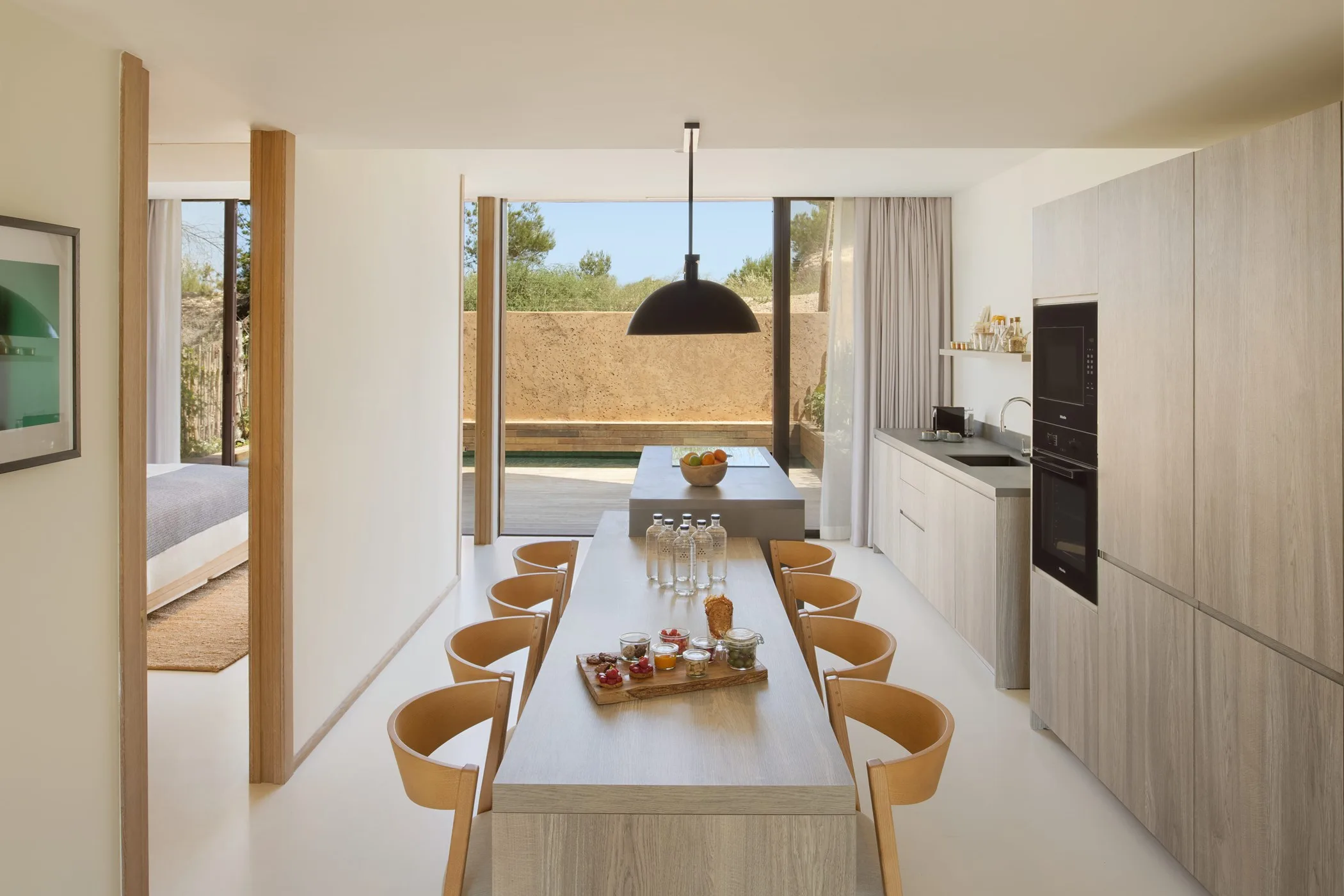 The Four Residence — image 15