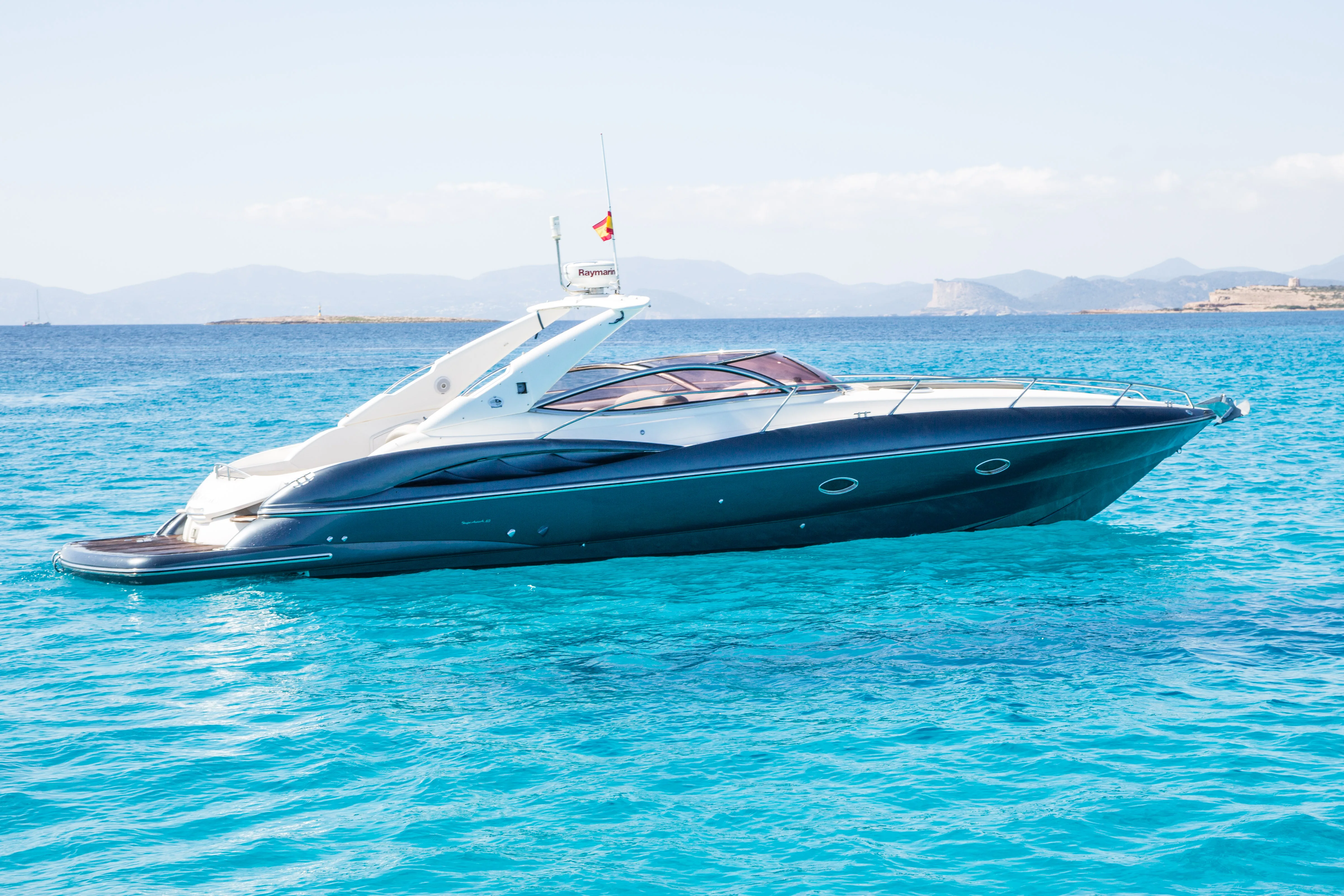 40 SUNSEEKER SUPERHAWK "Great News" — Ibiza Marina Botafoch