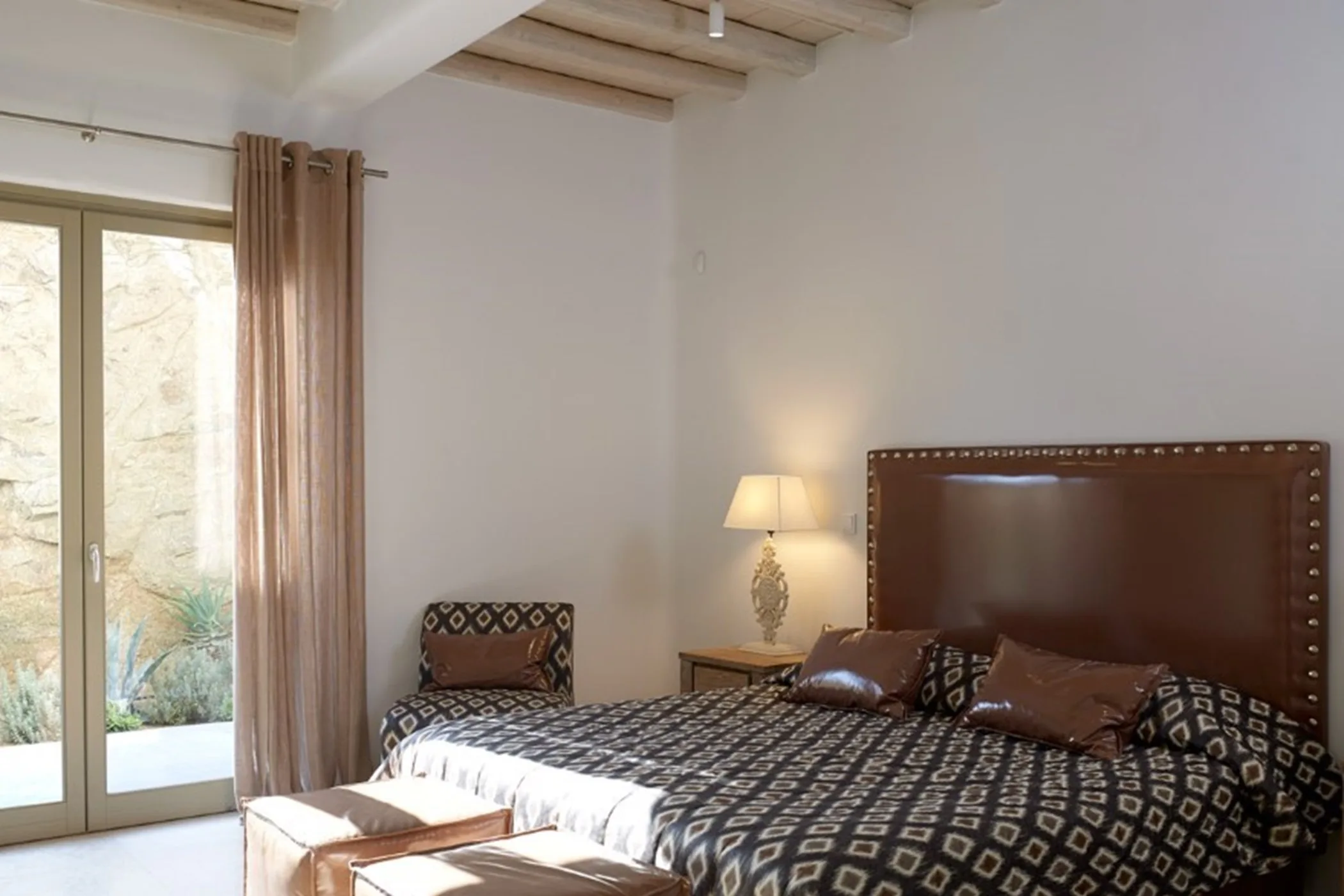 Villa Paris — image 39