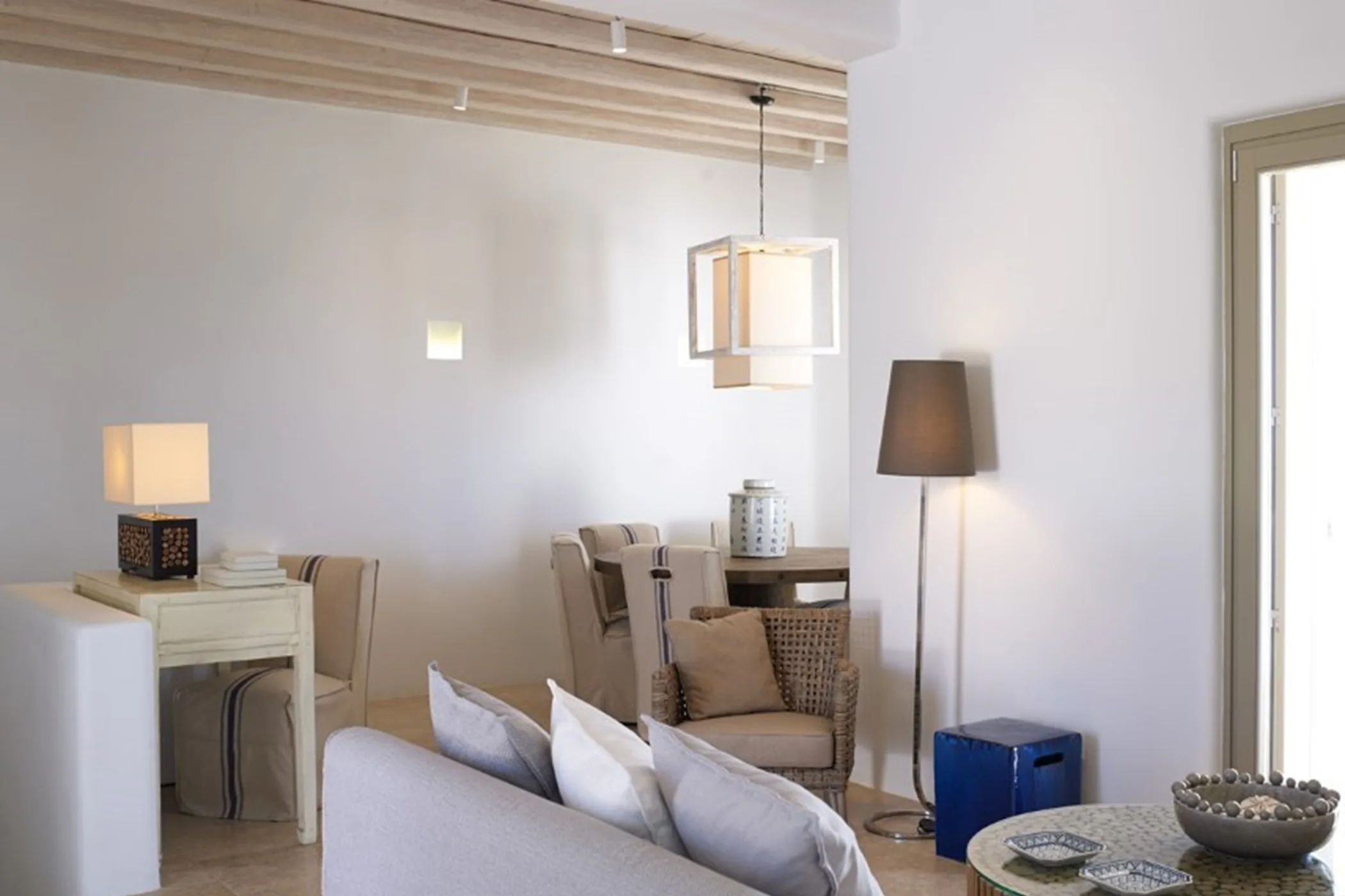 Villa Paris — image 12