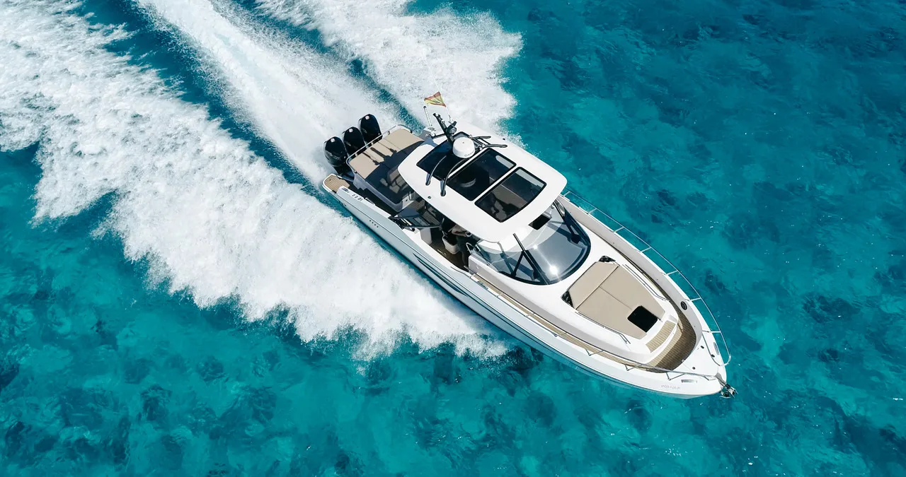 38 ORYX "Oryx" — Ibiza