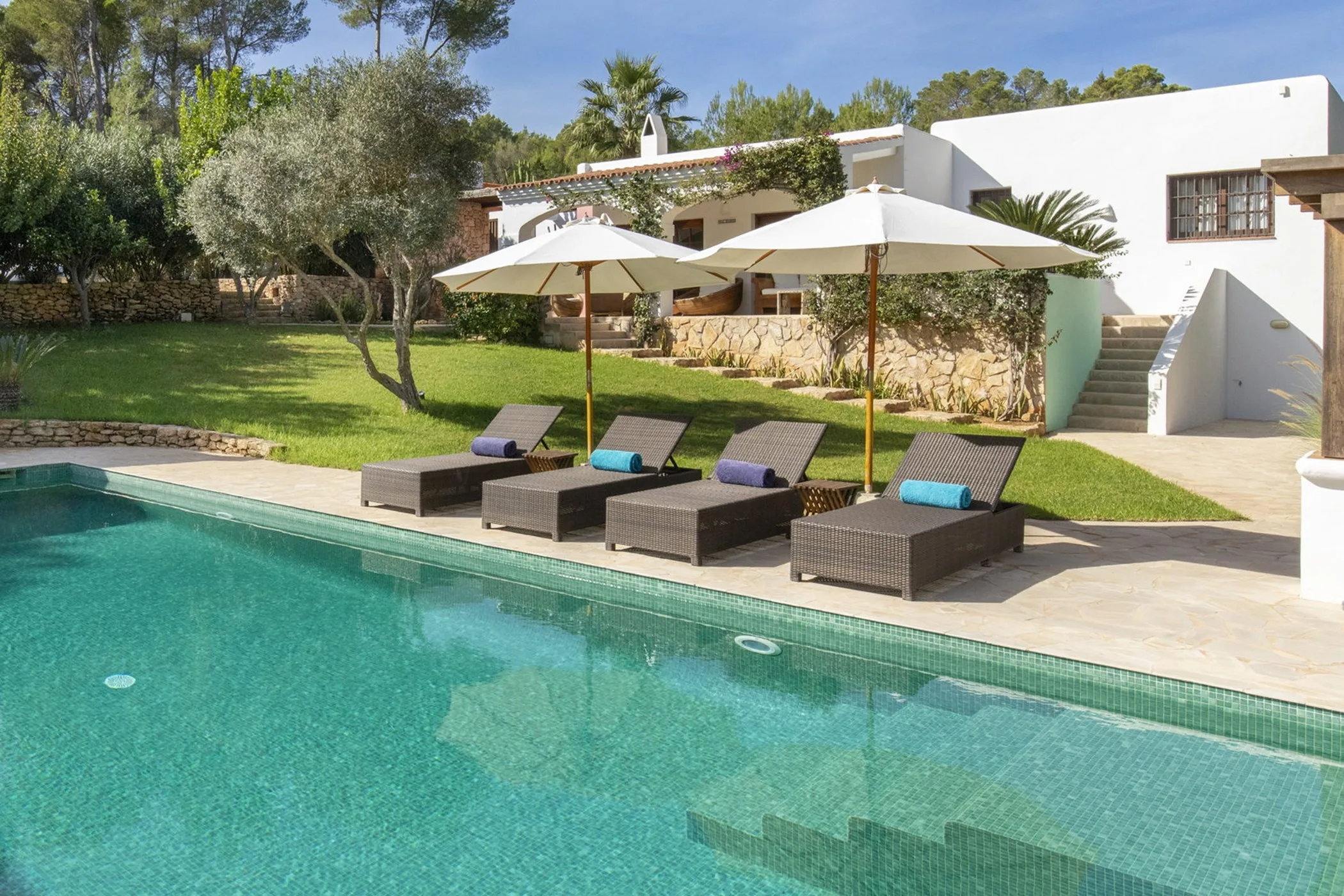 Villa Can Gertrudis — santa-gertrudis