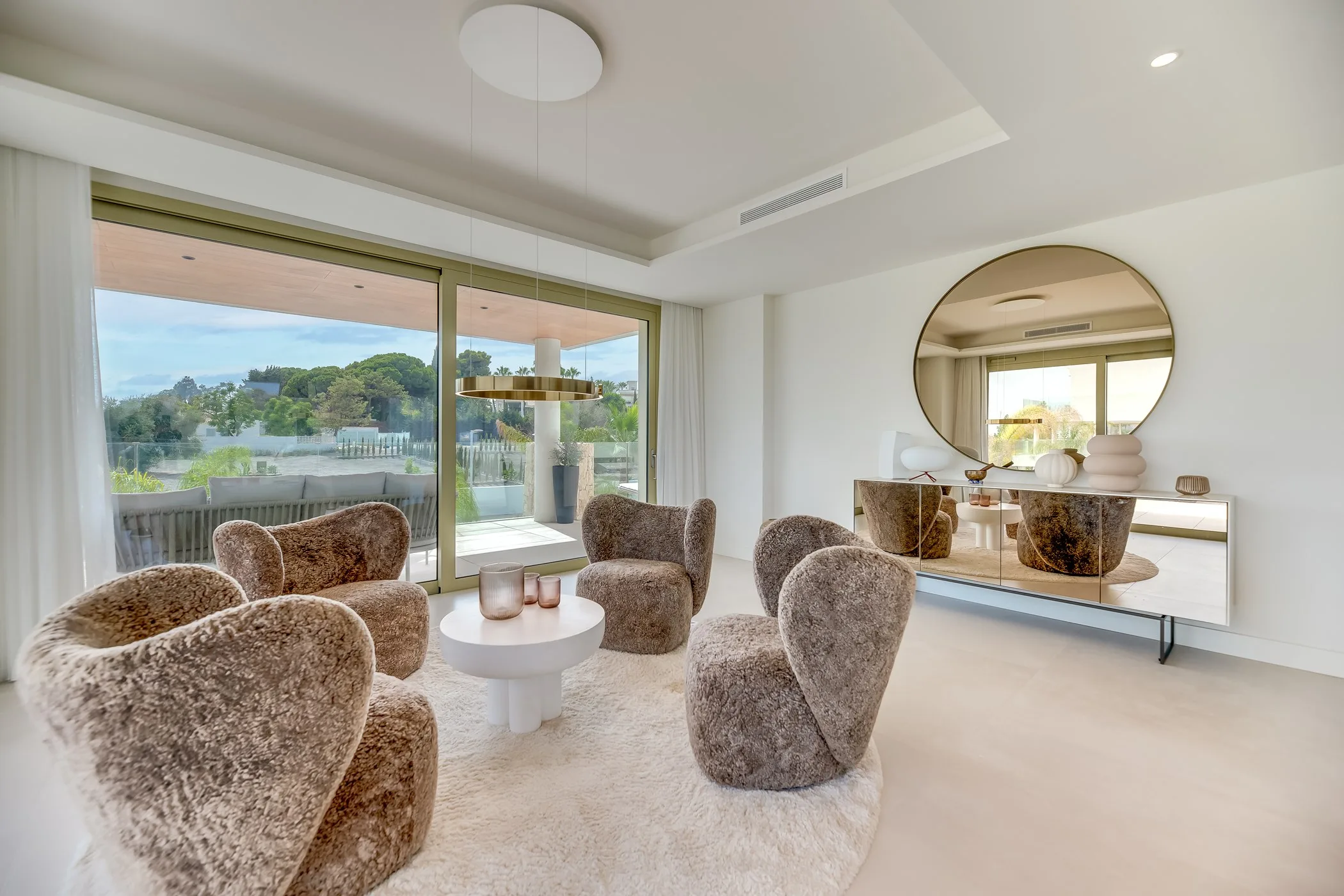 The Golden Penthouse — image 22