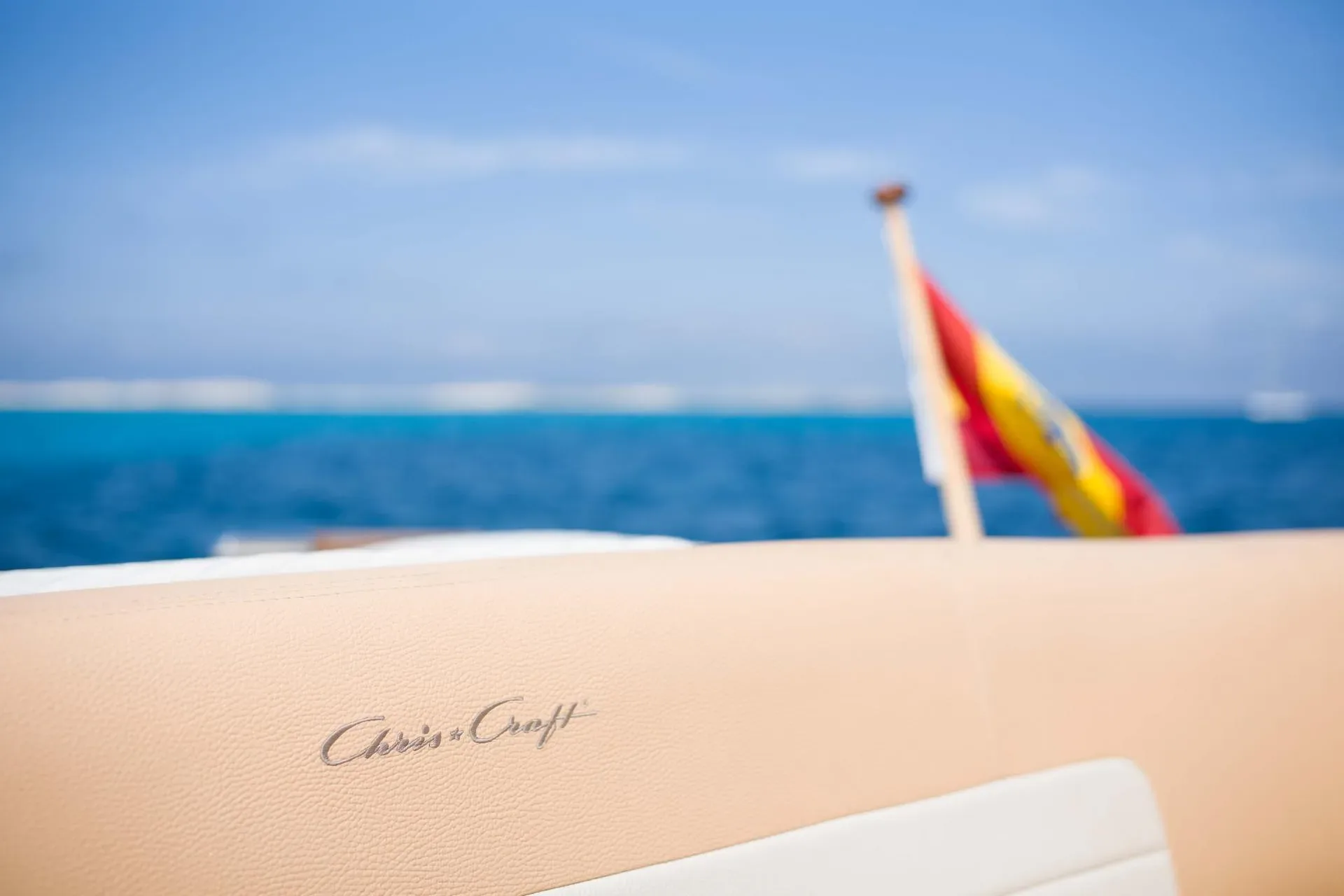 28 CHRIS CRAFT "007" — image 9