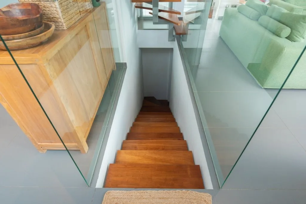 Townhouse Jesus — image 18