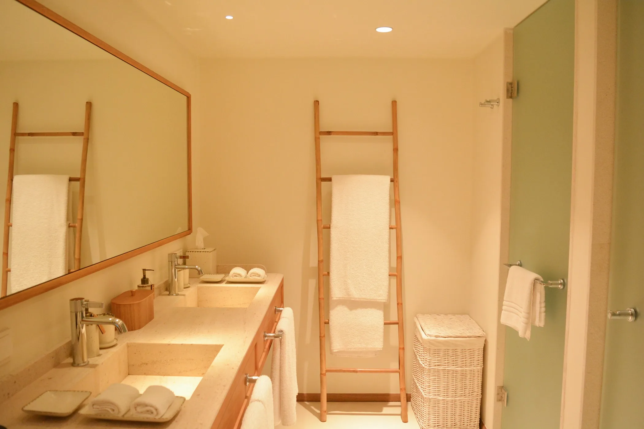 The Seven Residence — image 25