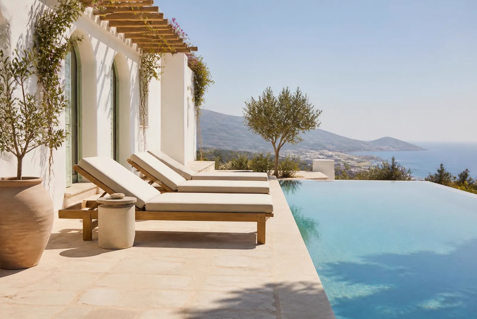 When to Book: The Ibiza Season Calendar