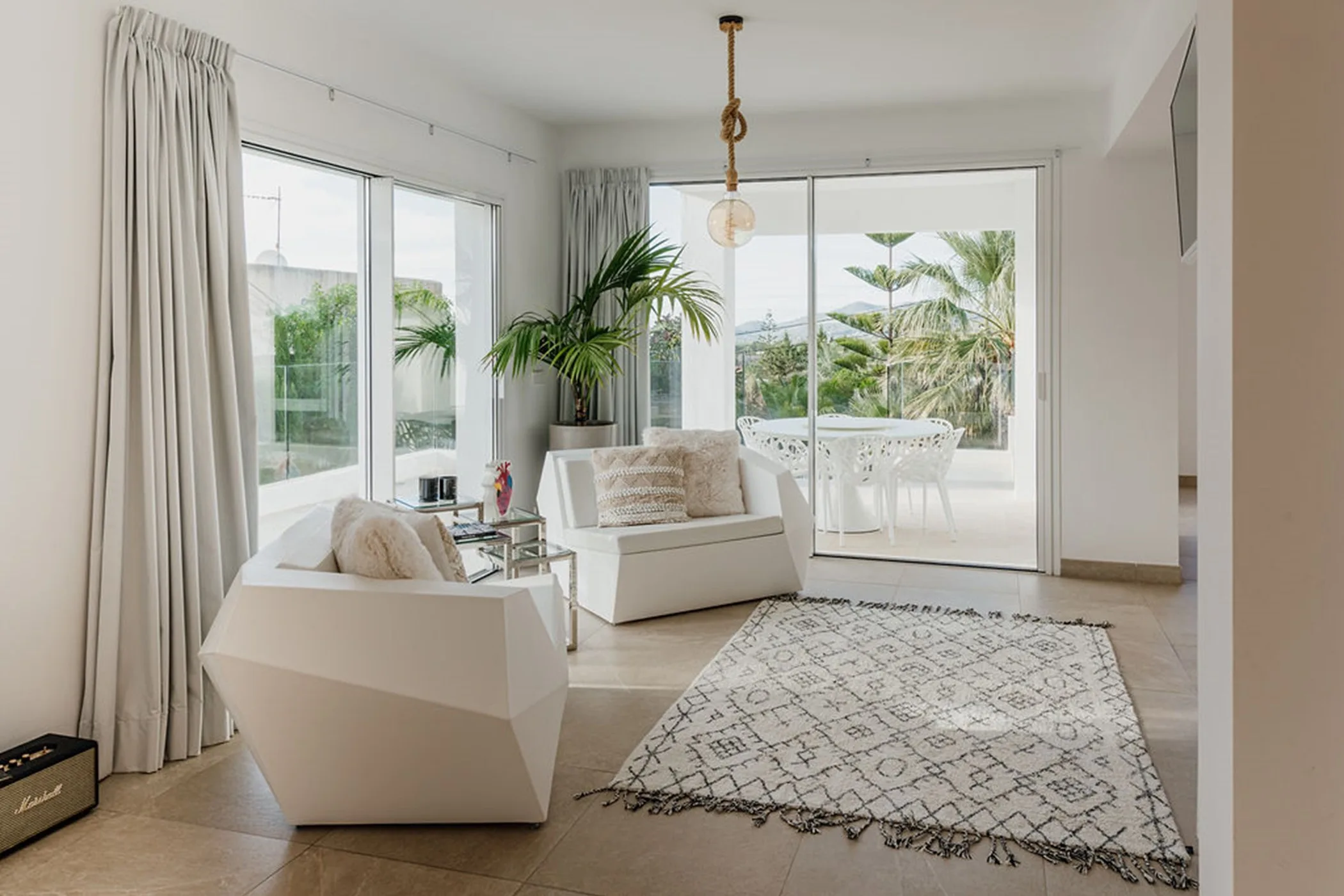 Villa Tango — image 38