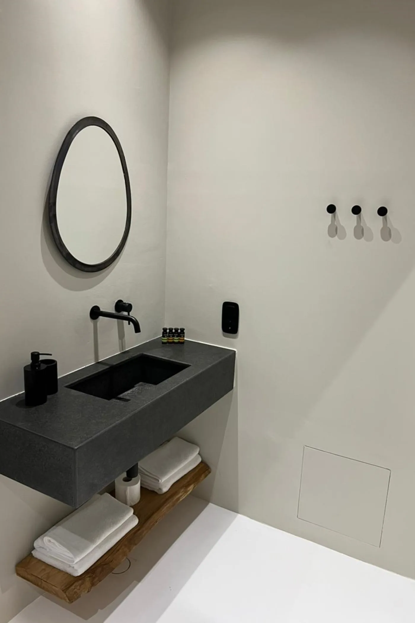 Carbon black — image 70