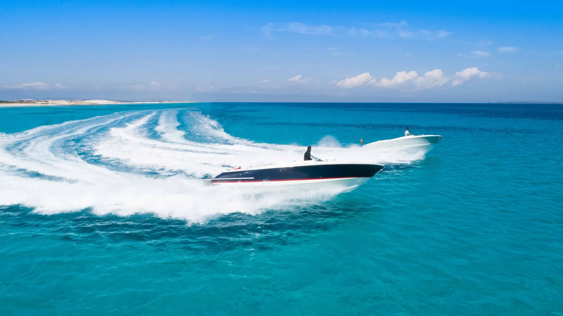28 CHRIS CRAFT "007" — image 20