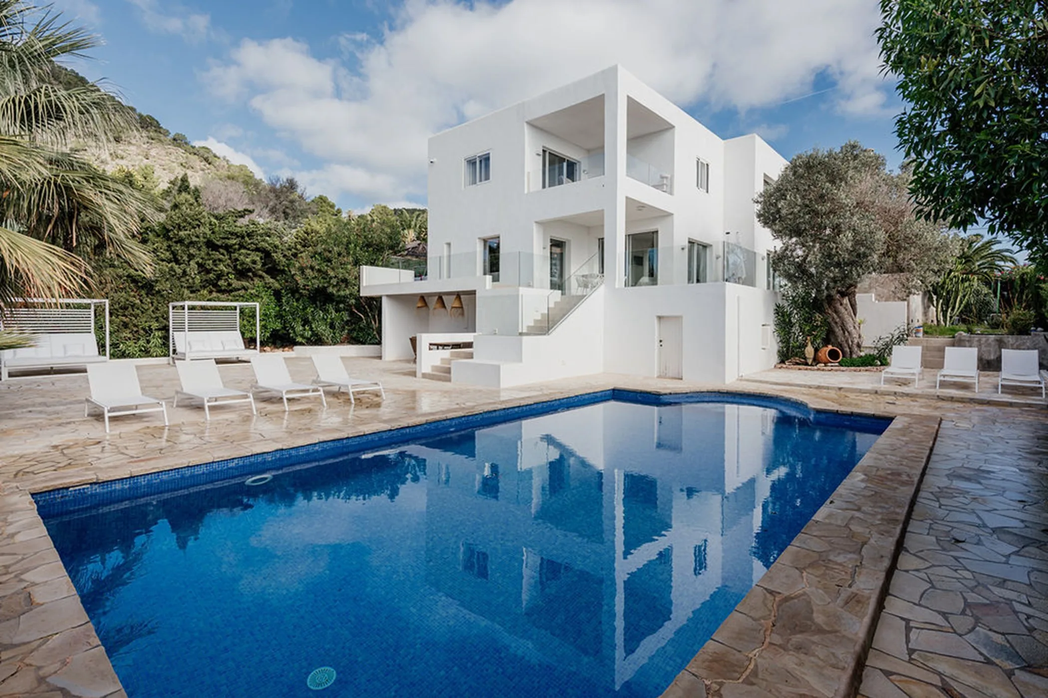 Villa Tango — sa-carroca