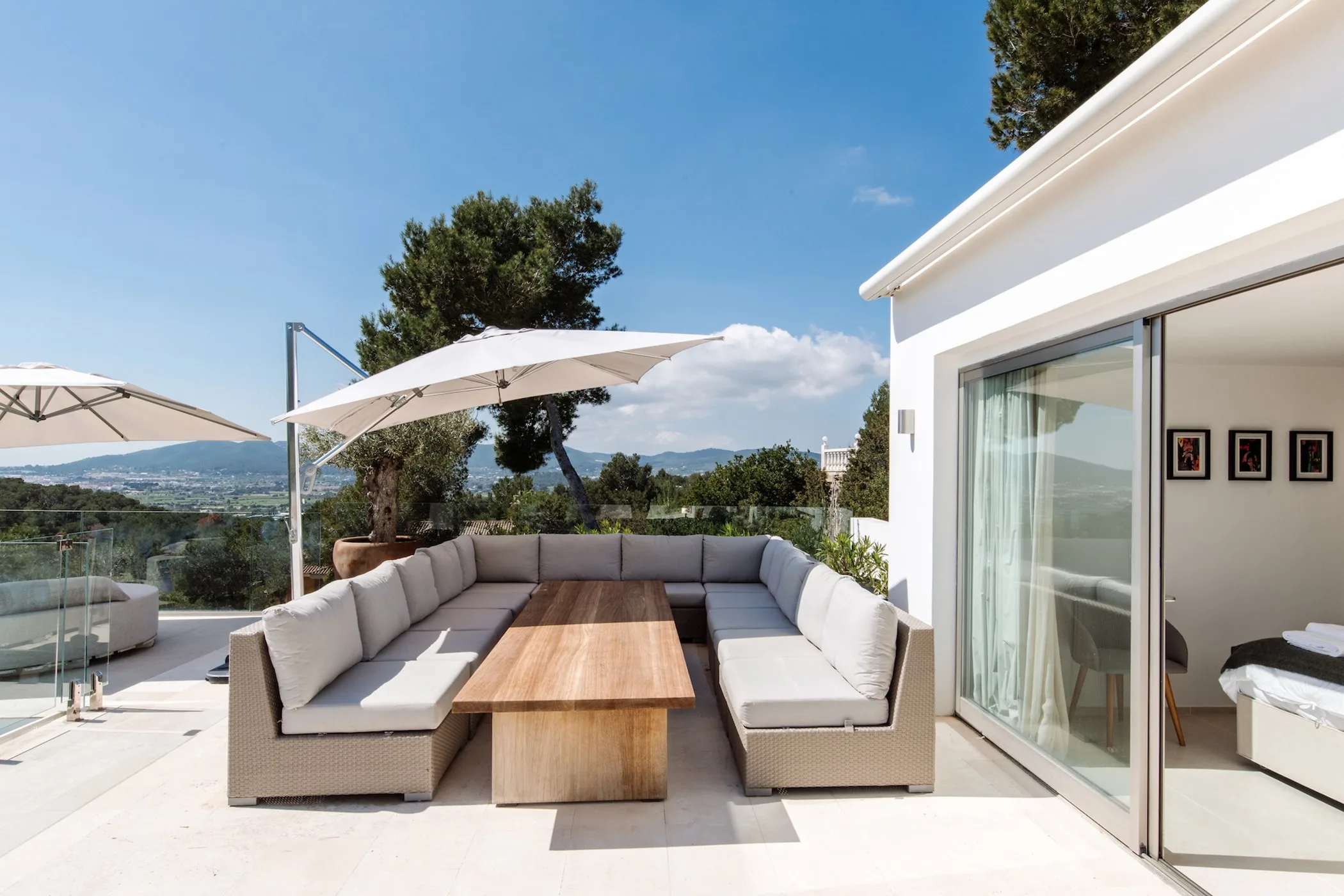 Villa Reginia — can-furnet