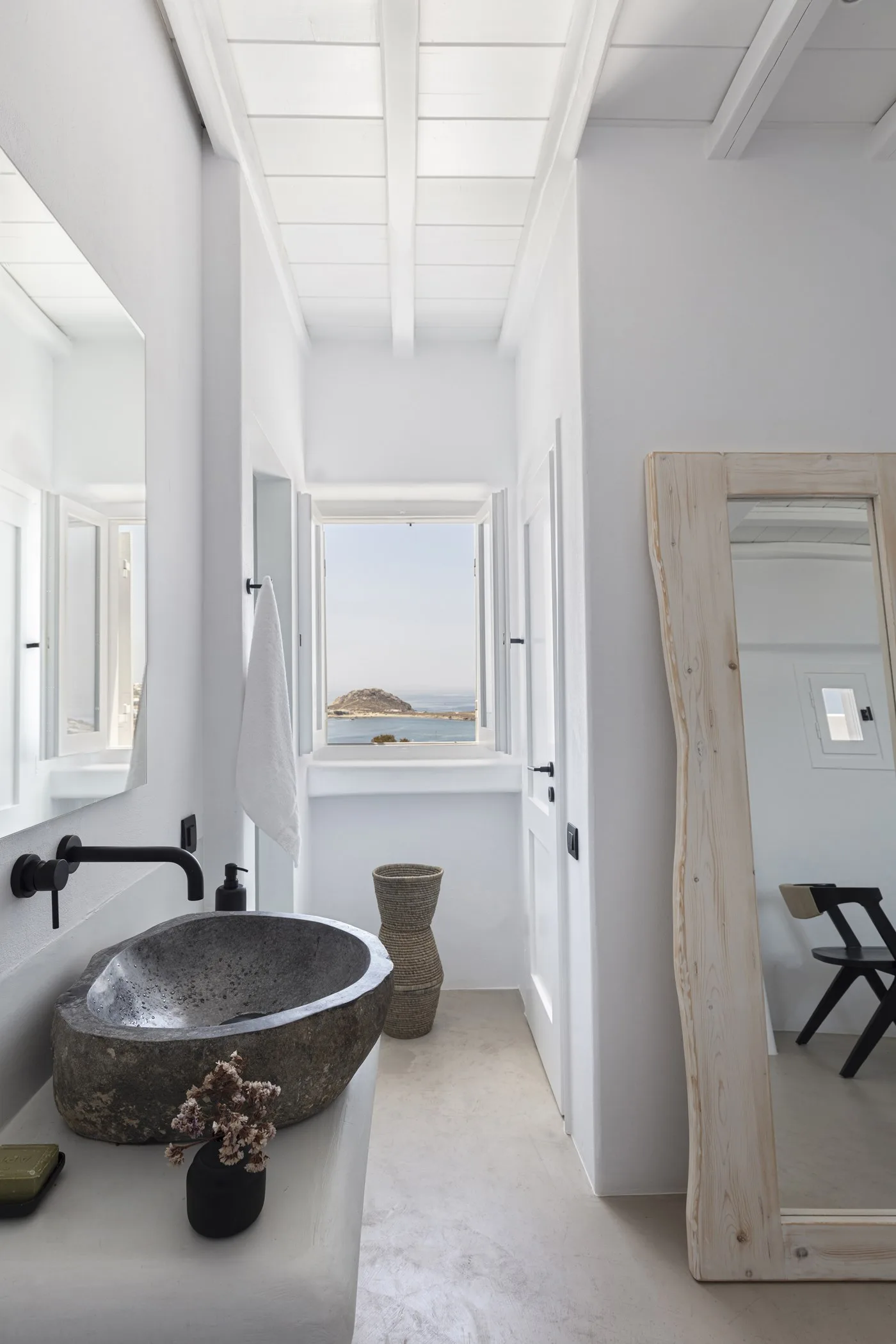 Villa Red 2 — image 43