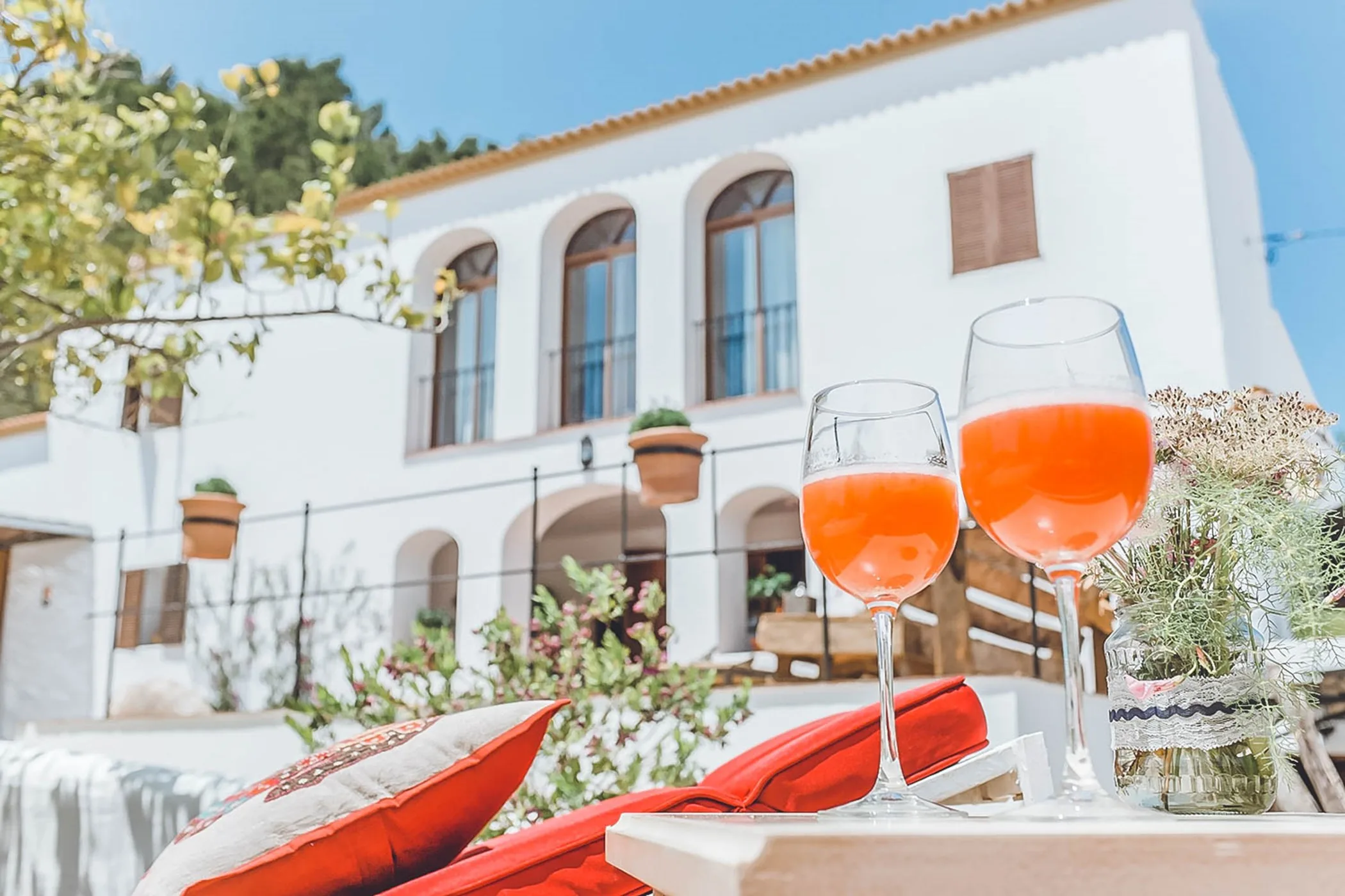 Villa Reina — santa-gertrudis