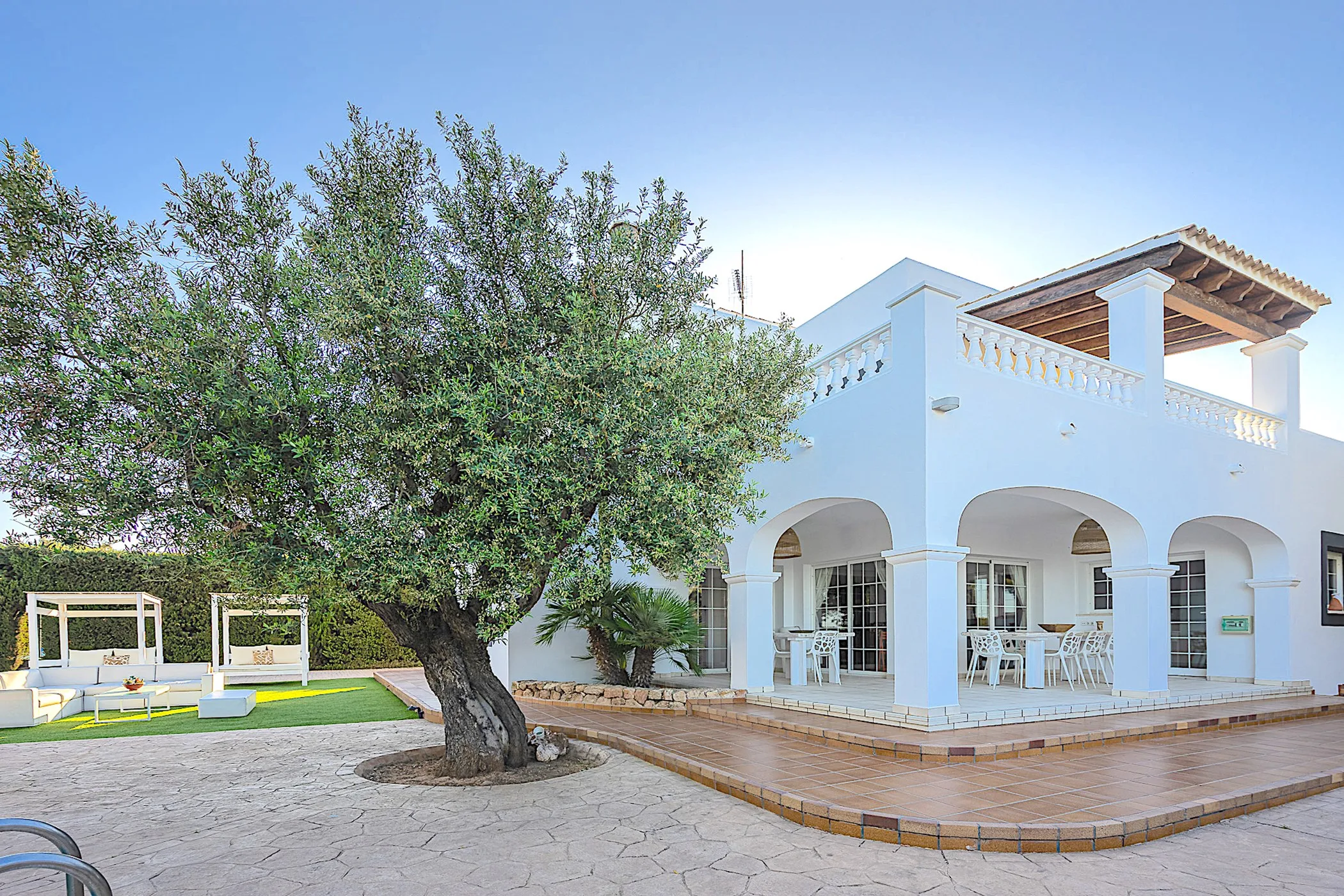 Villa Ola — san-jordi
