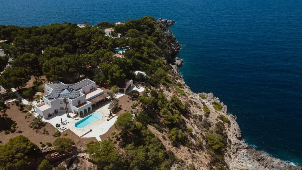 Villa Sea Bliss — luxury villa in Porroig