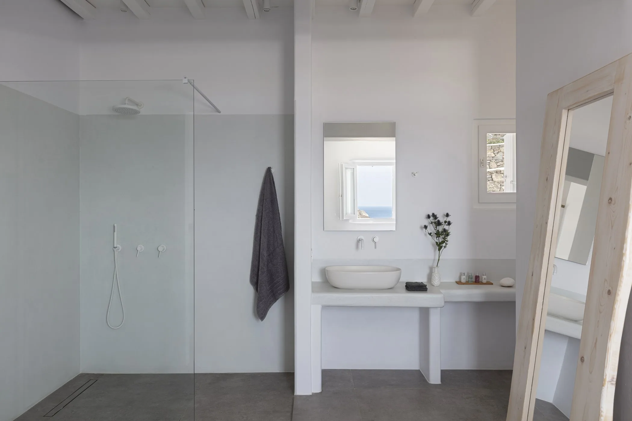 Villa Red 1 — image 45