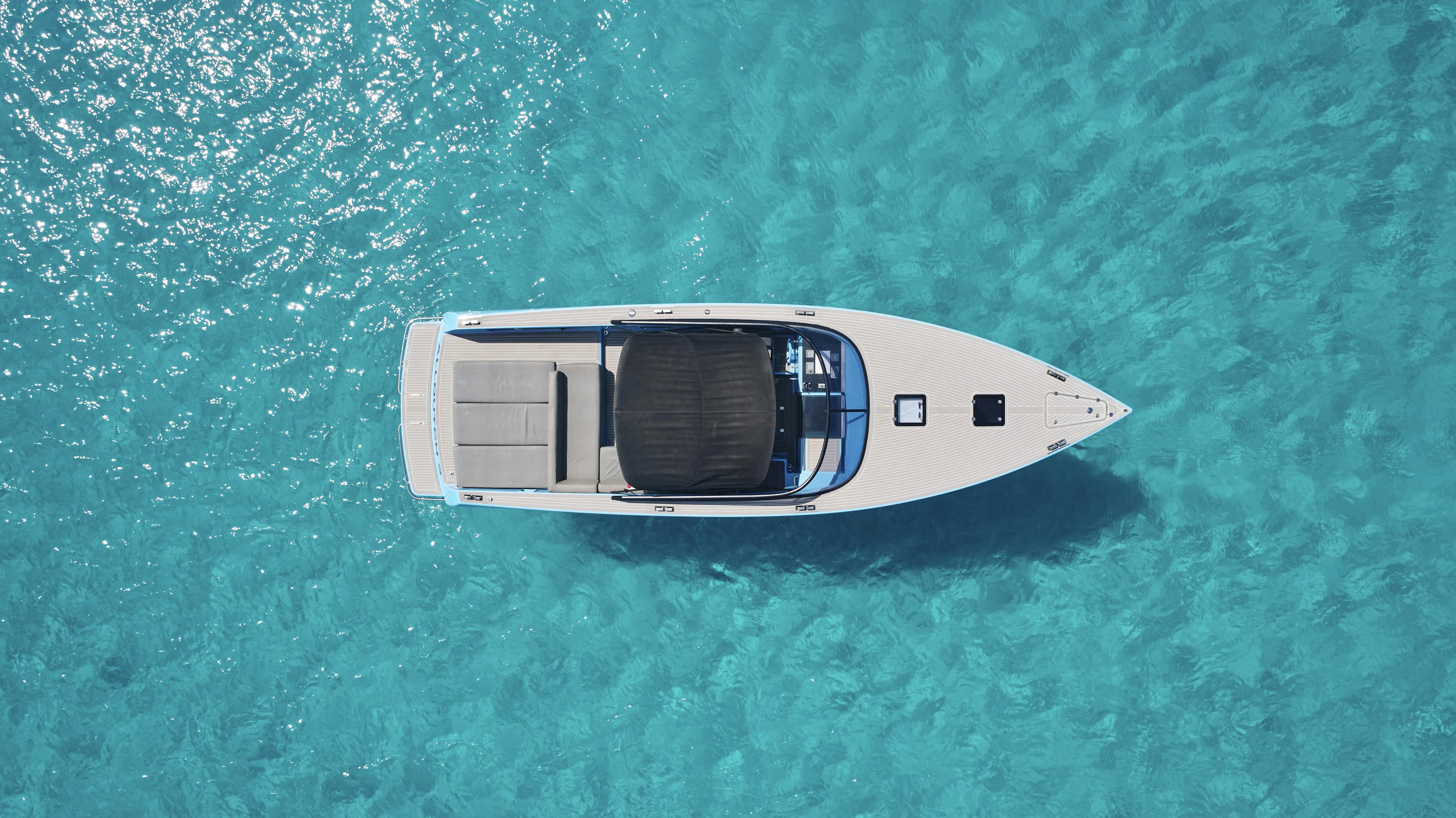 40 Van Dutch "Blue Steel" — Ibiza Marina Botafoch