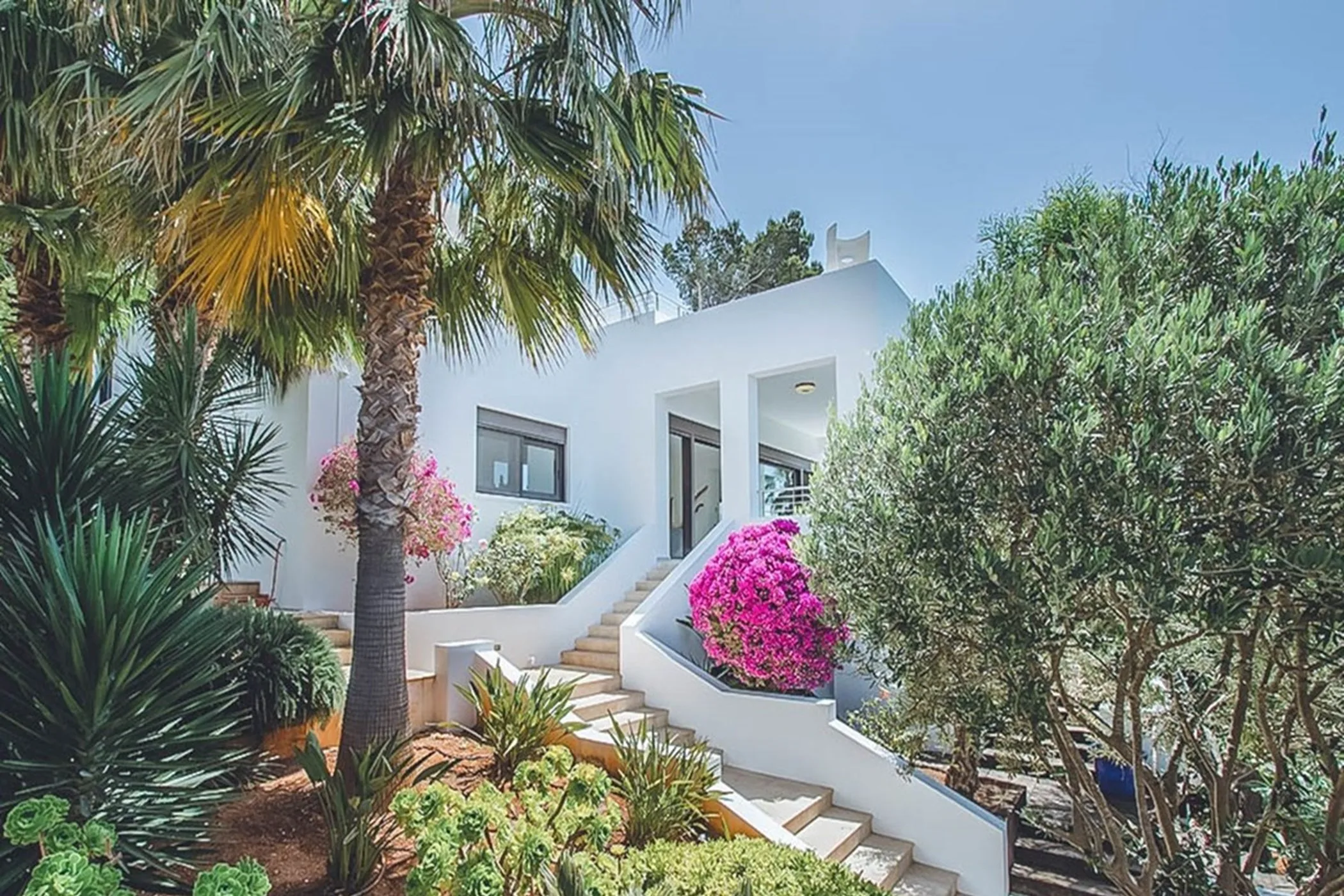 Villa Talamanca views — image 28