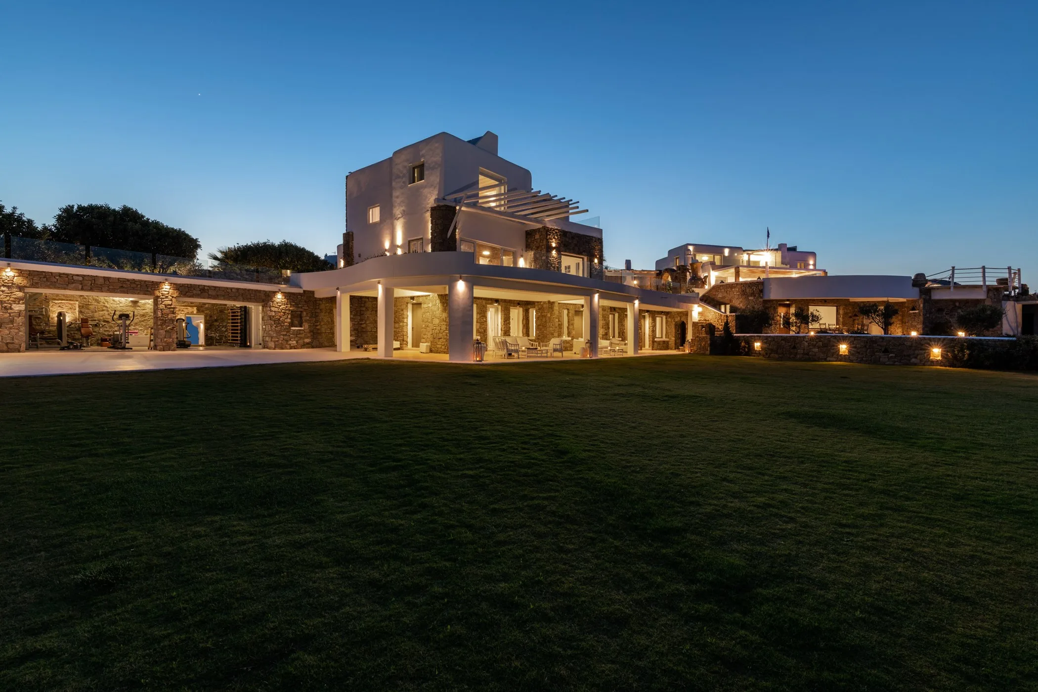 Villa Joy — image 111