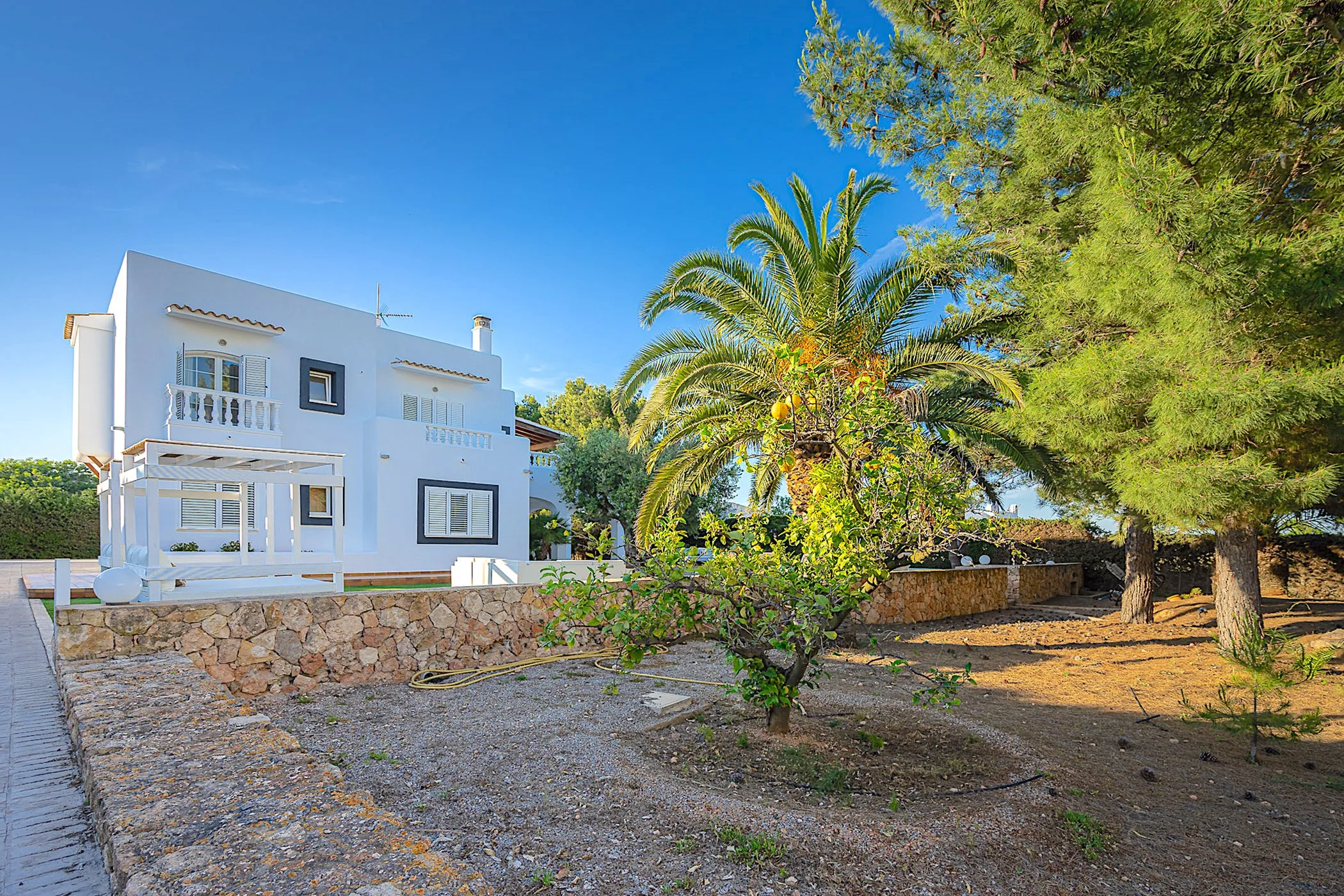 Villa Ola — san-jordi