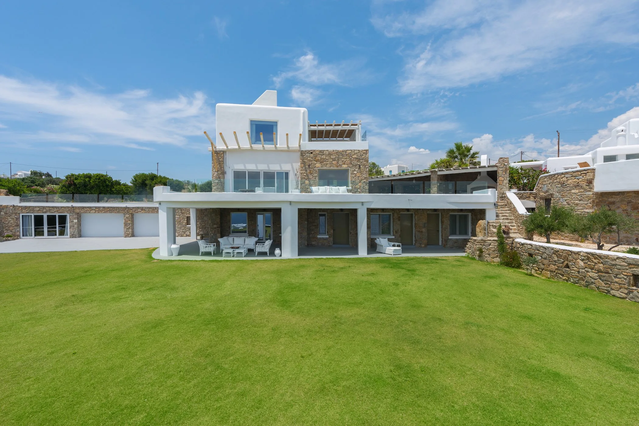 Villa Joy — image 101