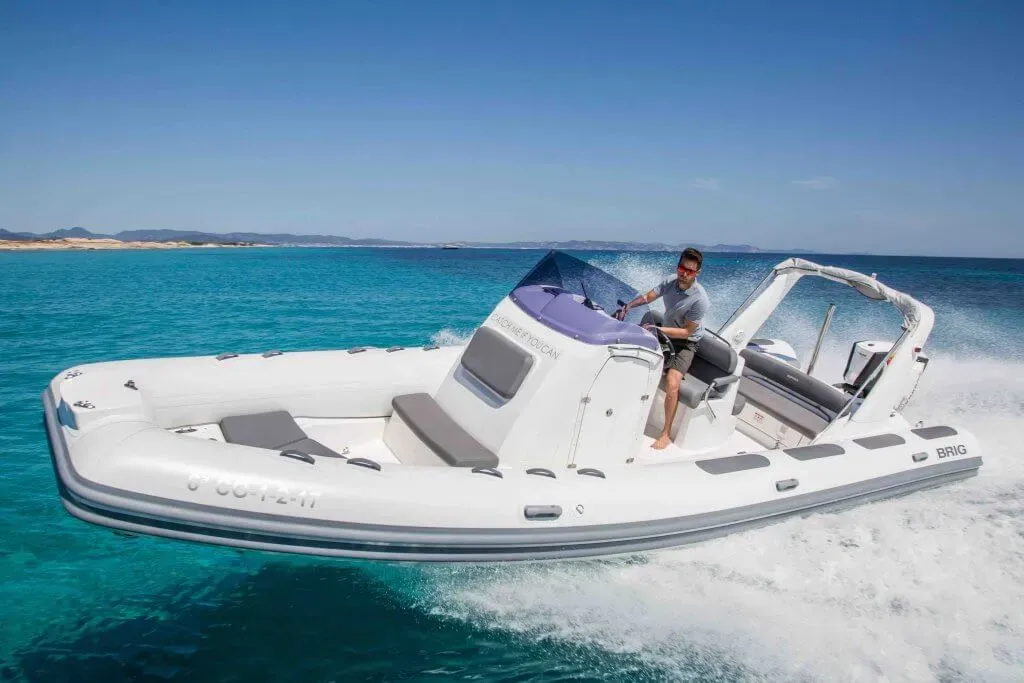 26 BRIG 780 "Catch me if you can" — Ibiza