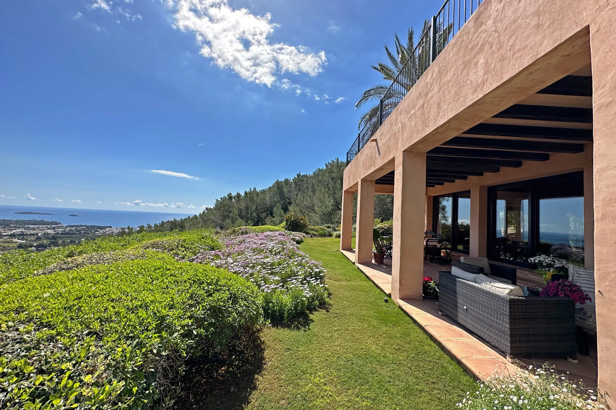 Villa Hilltopview — image 35