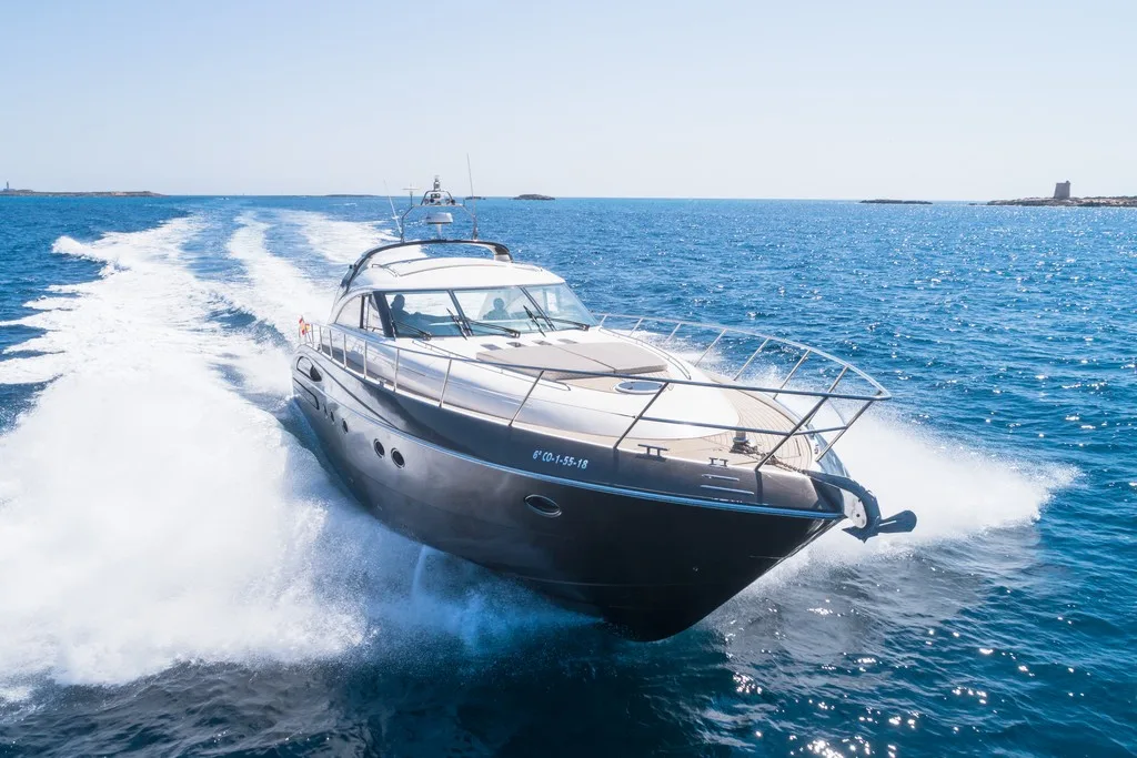 V65 Princess "Freedom" — Marina Santa Eulalia