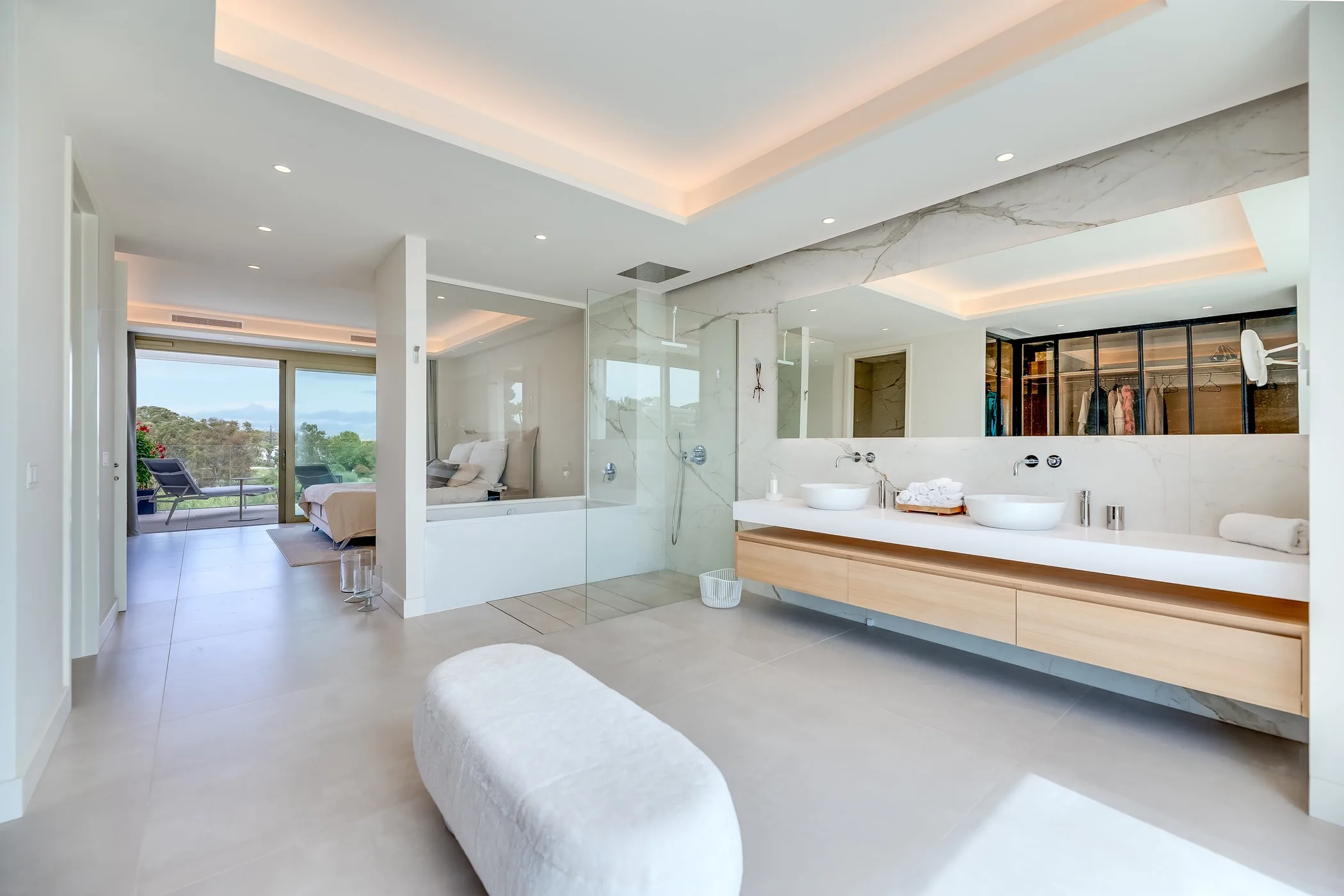 The Golden Penthouse — image 35