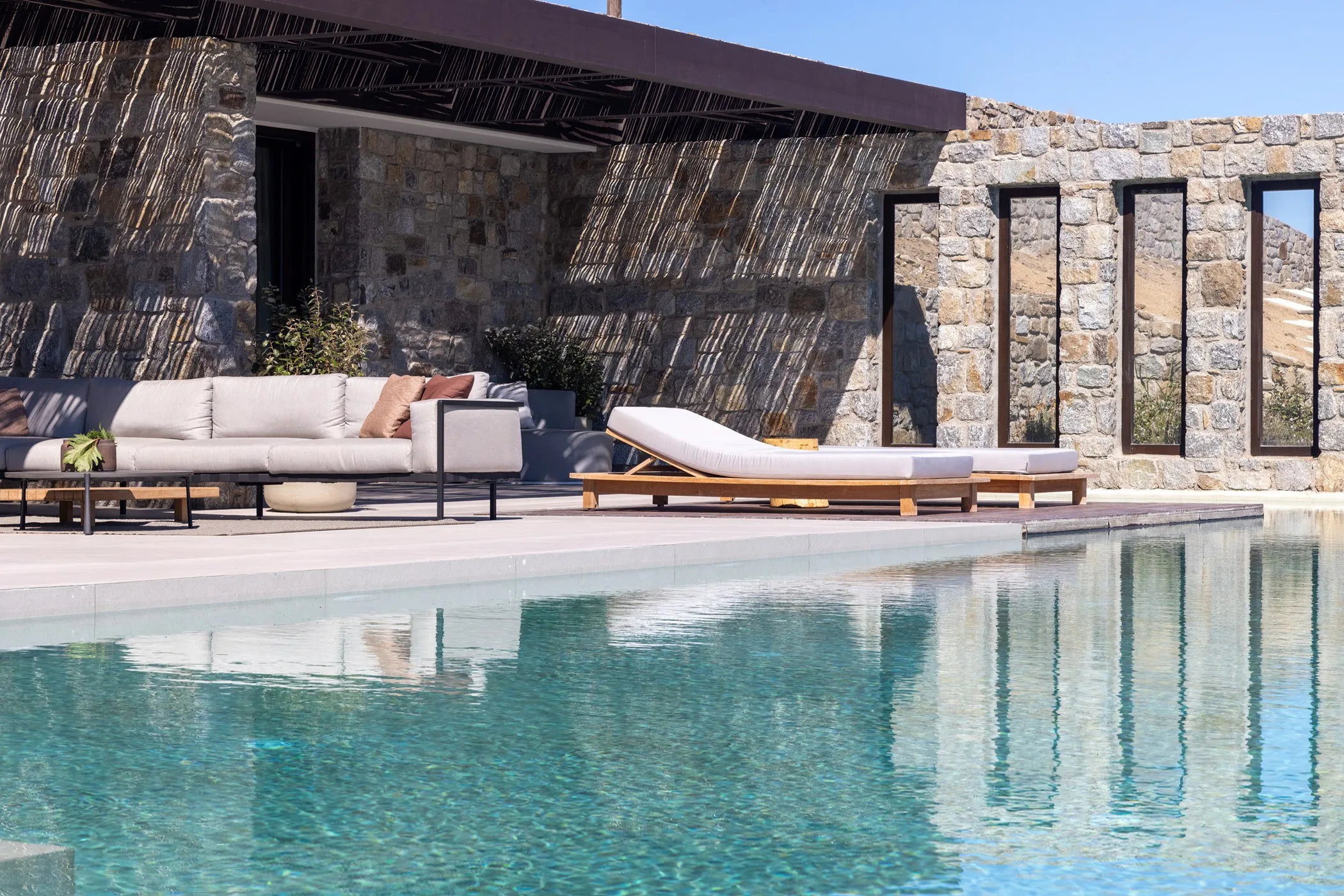 Sea Heaven Mansion — image 38