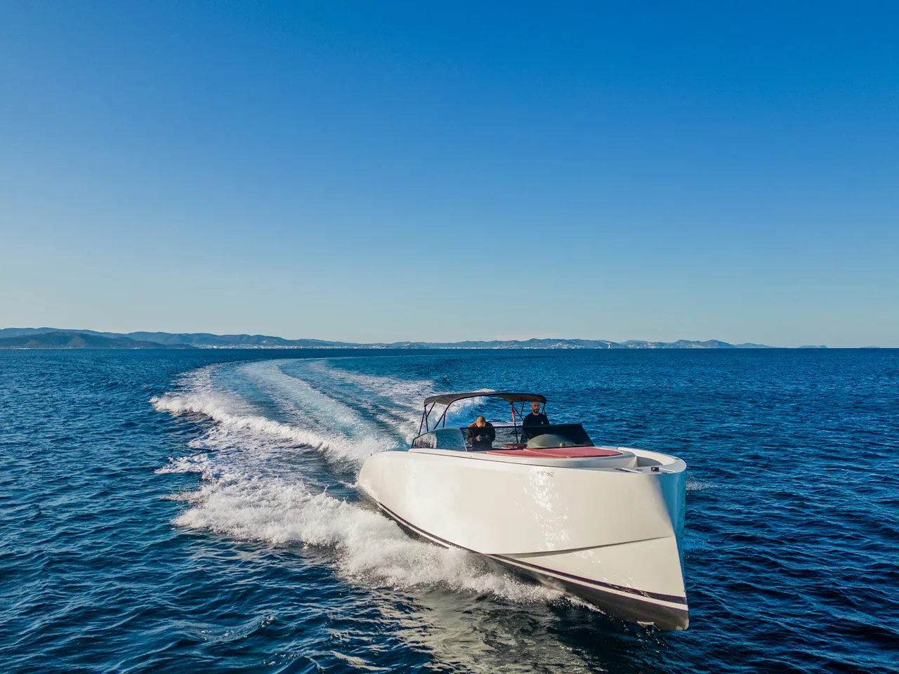 43 Vanquish "Tequila" — Ibiza