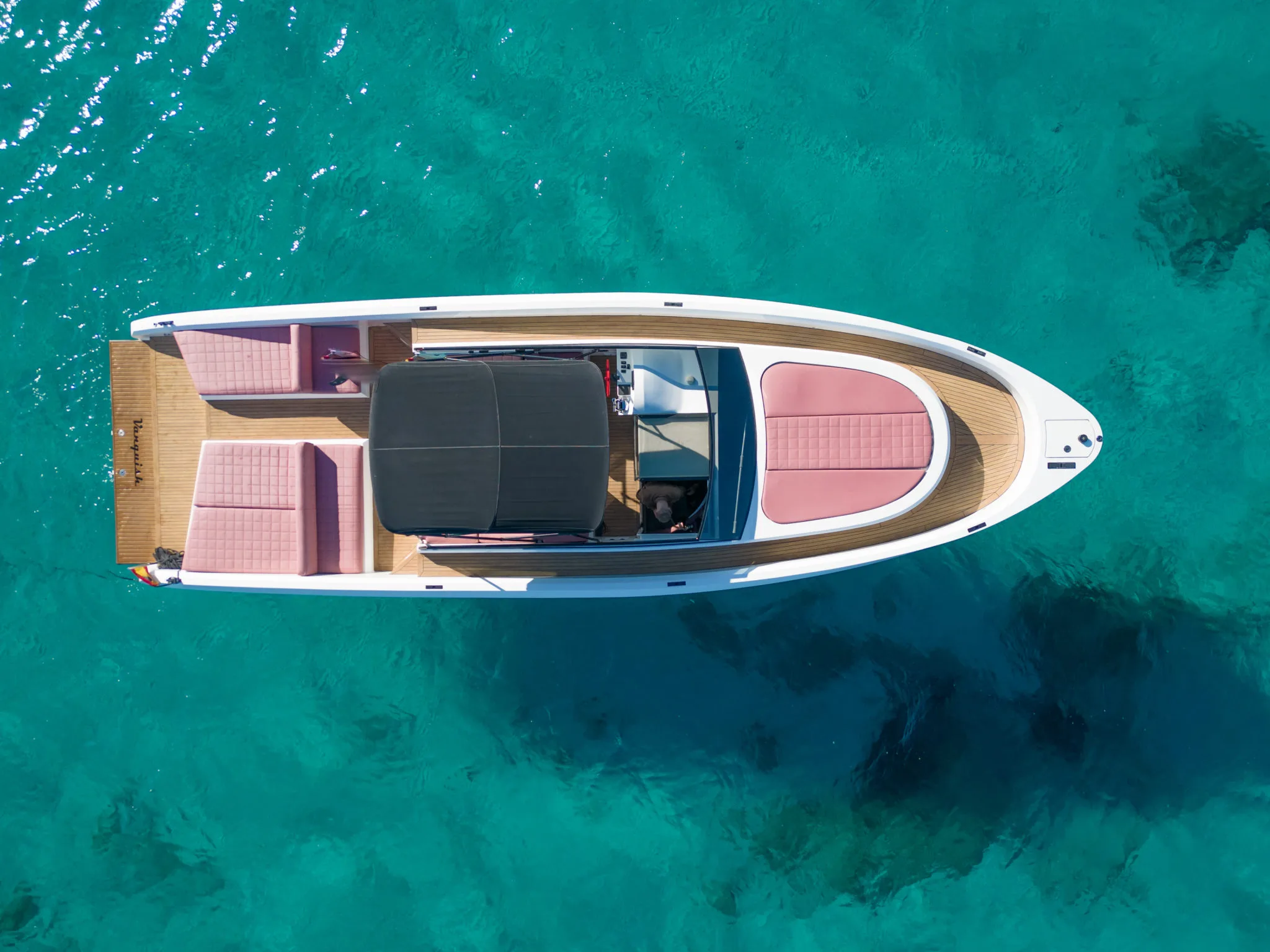 43 Vanquish "Tequila" — Ibiza