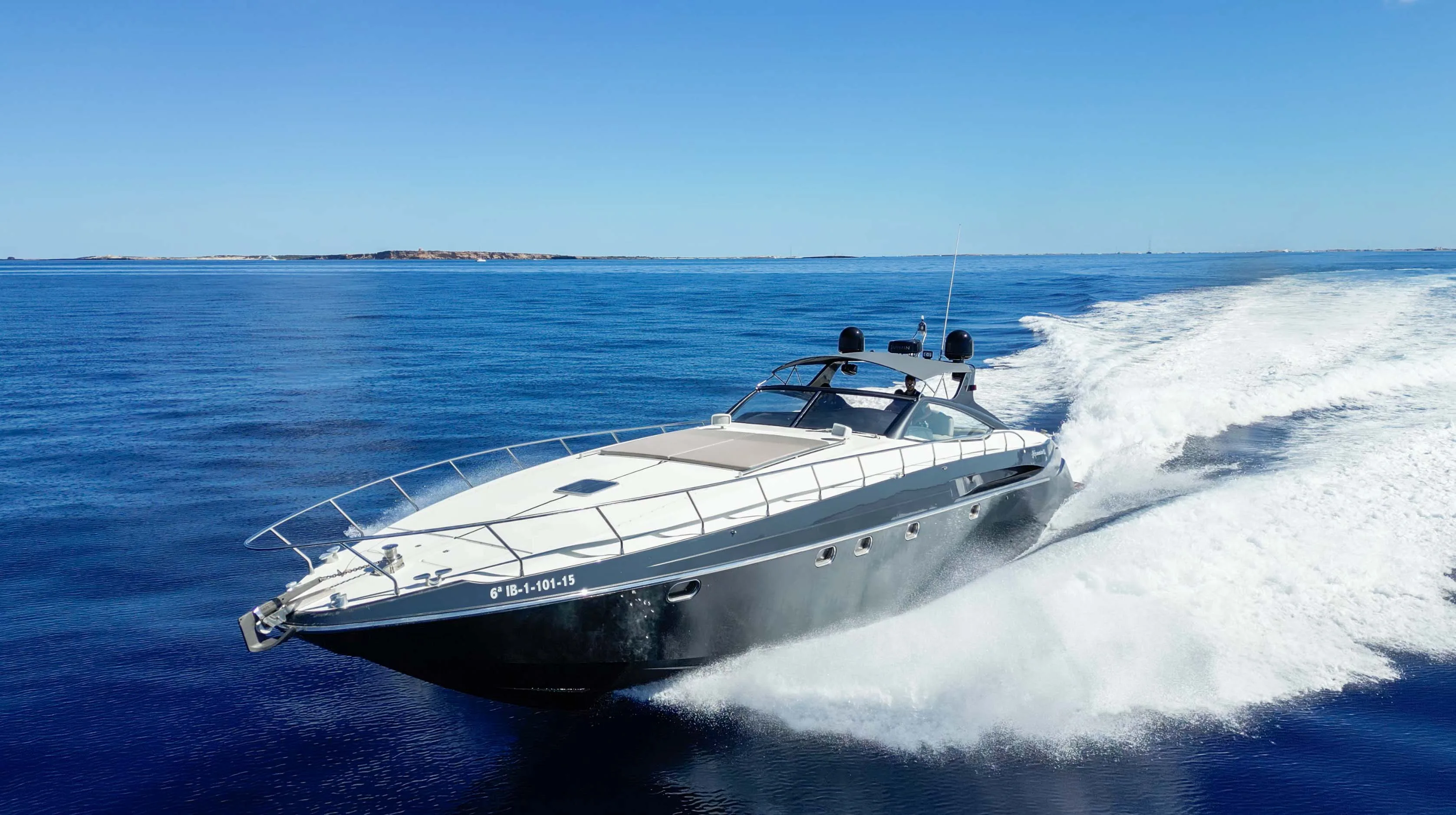 60 ALFAMARINE "Double M" — Ibiza Marina Botafoch
