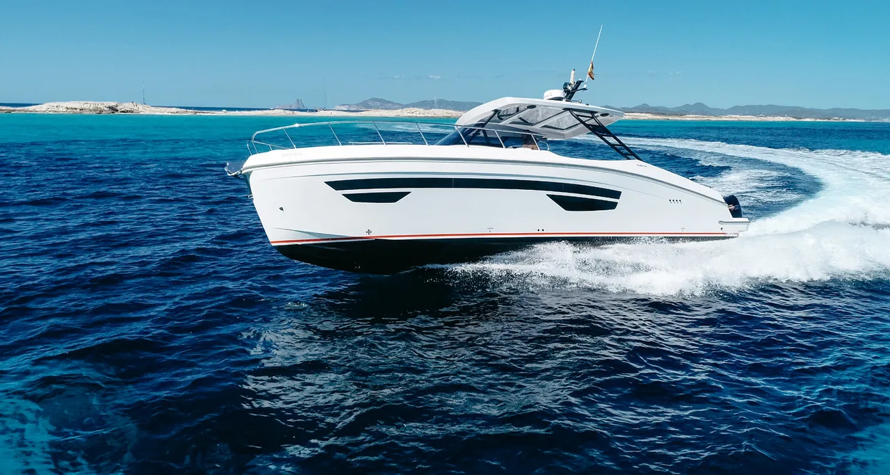 38 ORYX "Oryx" — Ibiza