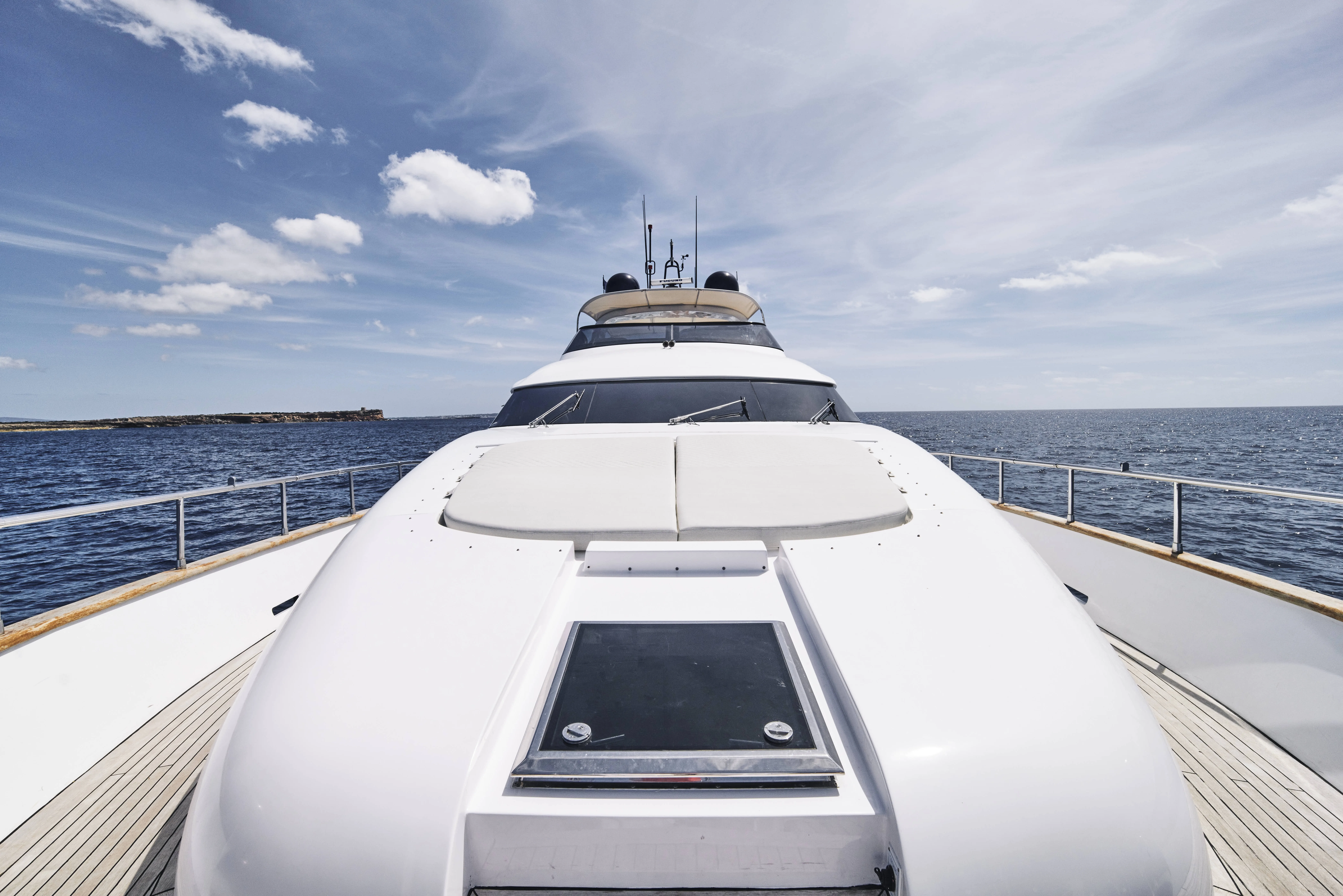 99 MAIORA "Lady KC" — Ibiza Marina Botafoch
